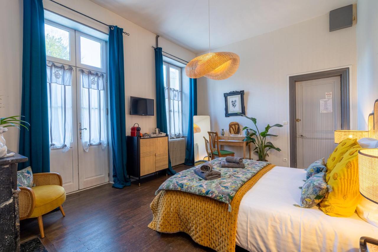 H De Surgeres B&B 외부 사진