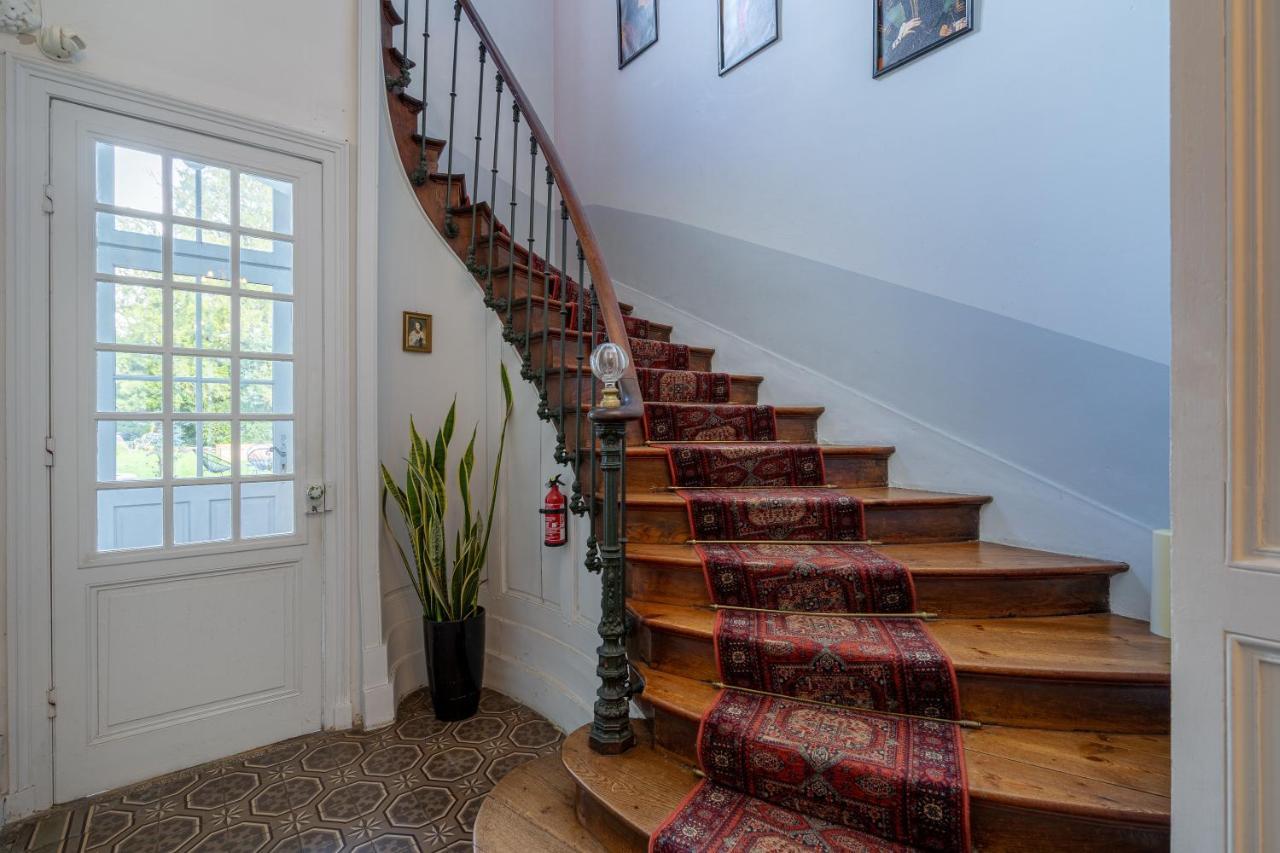 H De Surgeres B&B 외부 사진