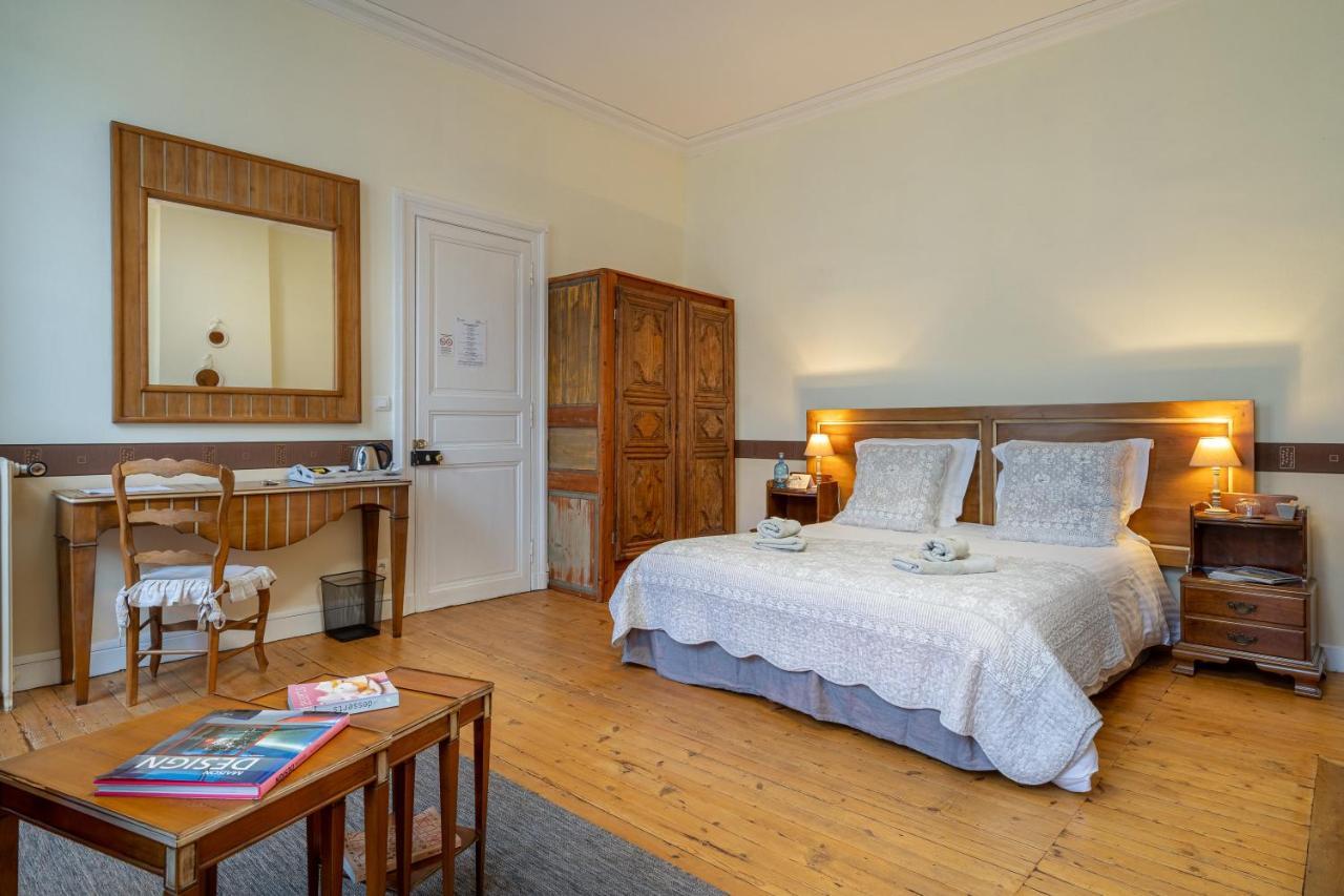 H De Surgeres B&B 외부 사진