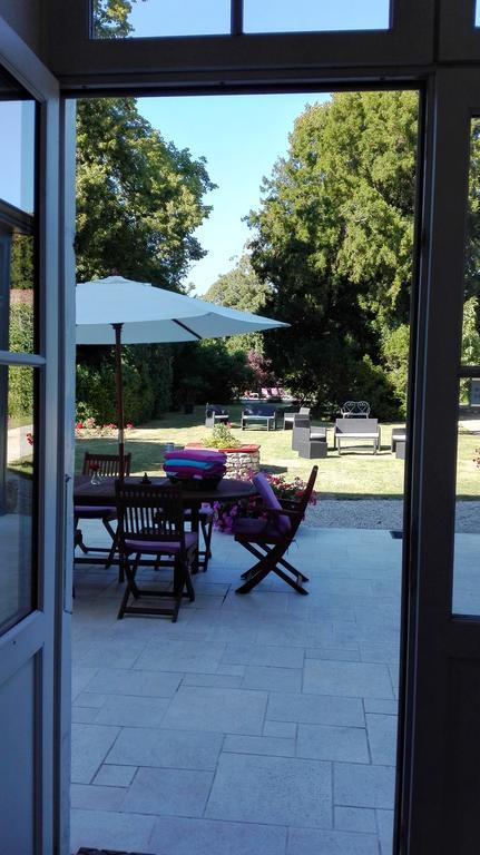 H De Surgeres B&B 외부 사진